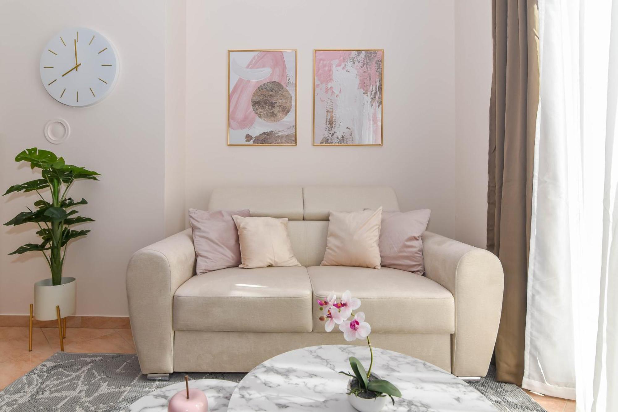 Amico Apartment