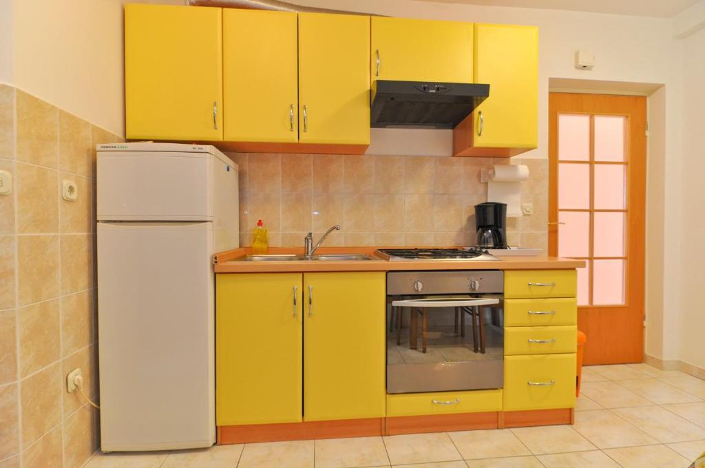 Amico Apartment *